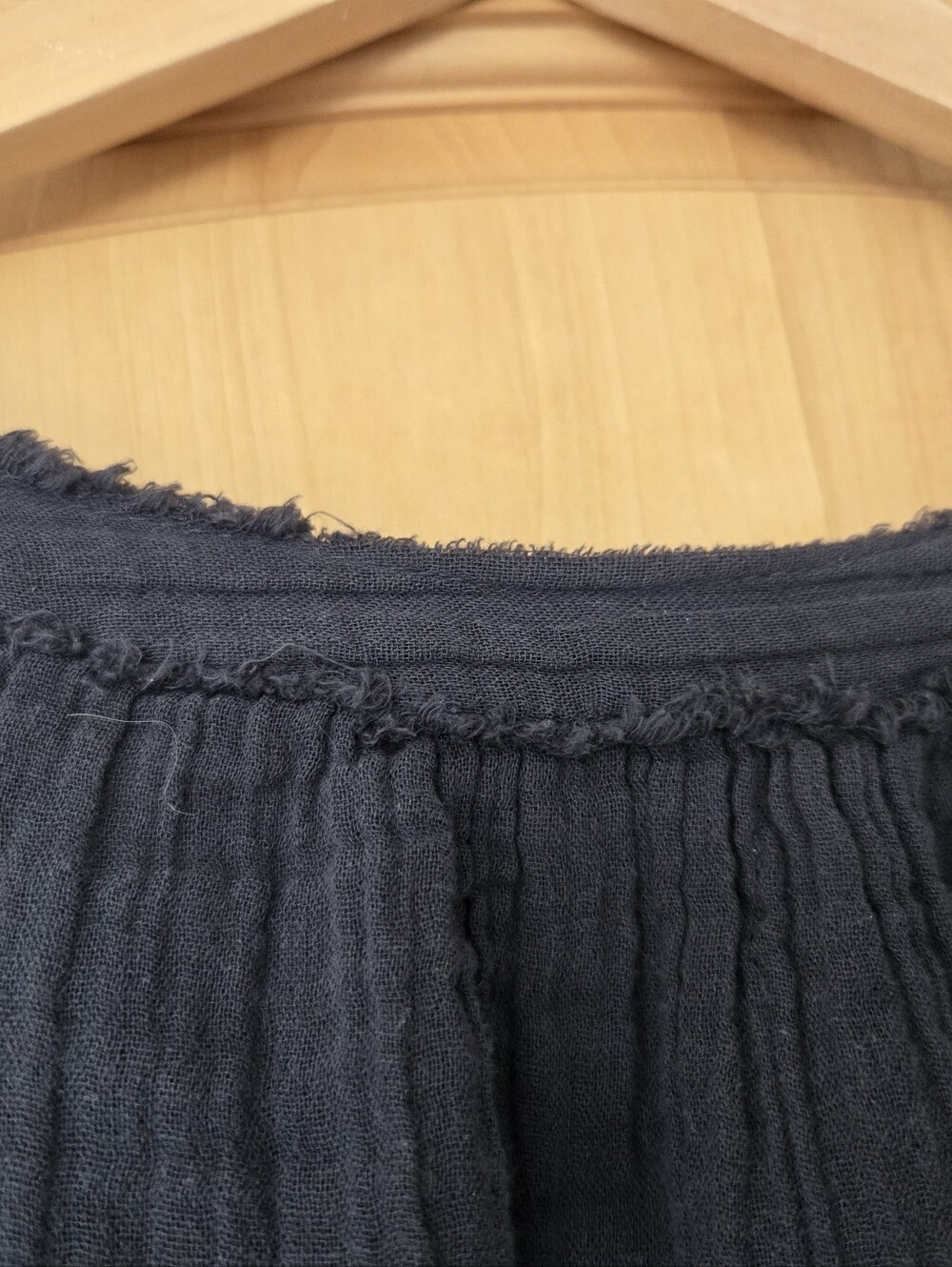 Natural Life Women's Black Gauze Pullover Top Large - Picture 9 of 9